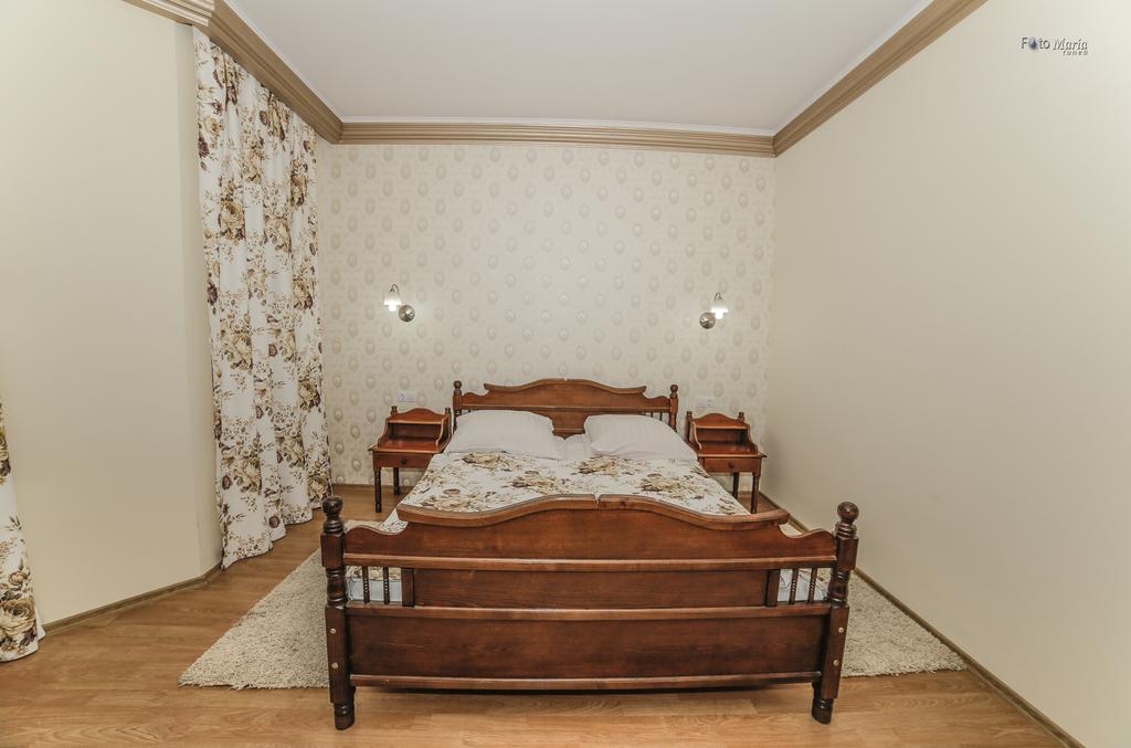 Hotel Golden Spirit Băile Herculane Kamer foto