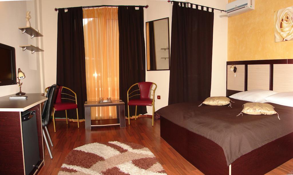 Hotel Golden Spirit Băile Herculane Kamer foto